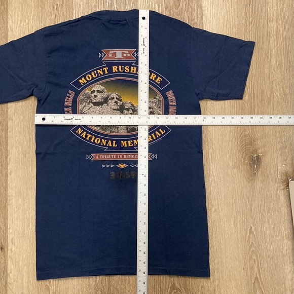 Mount Rushmore by Fred Harvey Blue T Shirt Size S
Good Condition - Picture 6 of 8